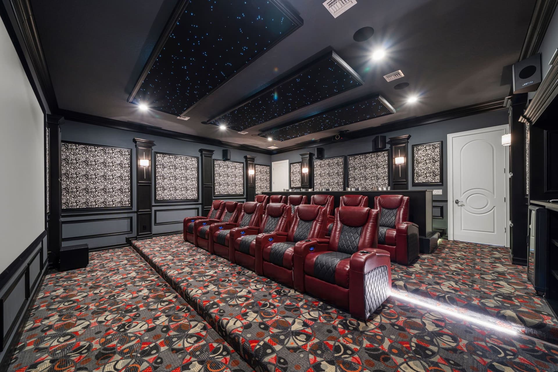 Eagle Bay - Image 19