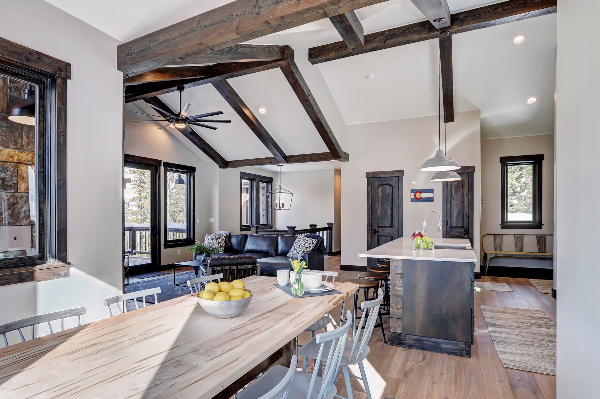 Shadows Summit - Image 17