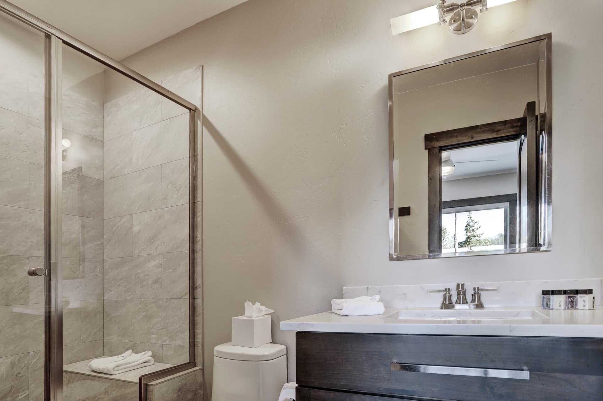 Shadows Summit - Image 30