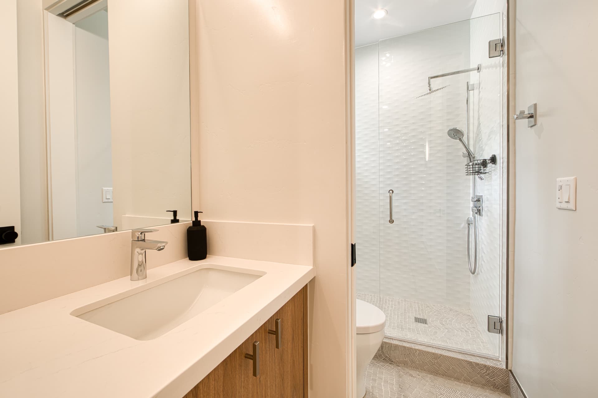 Shining Creek - Image 36