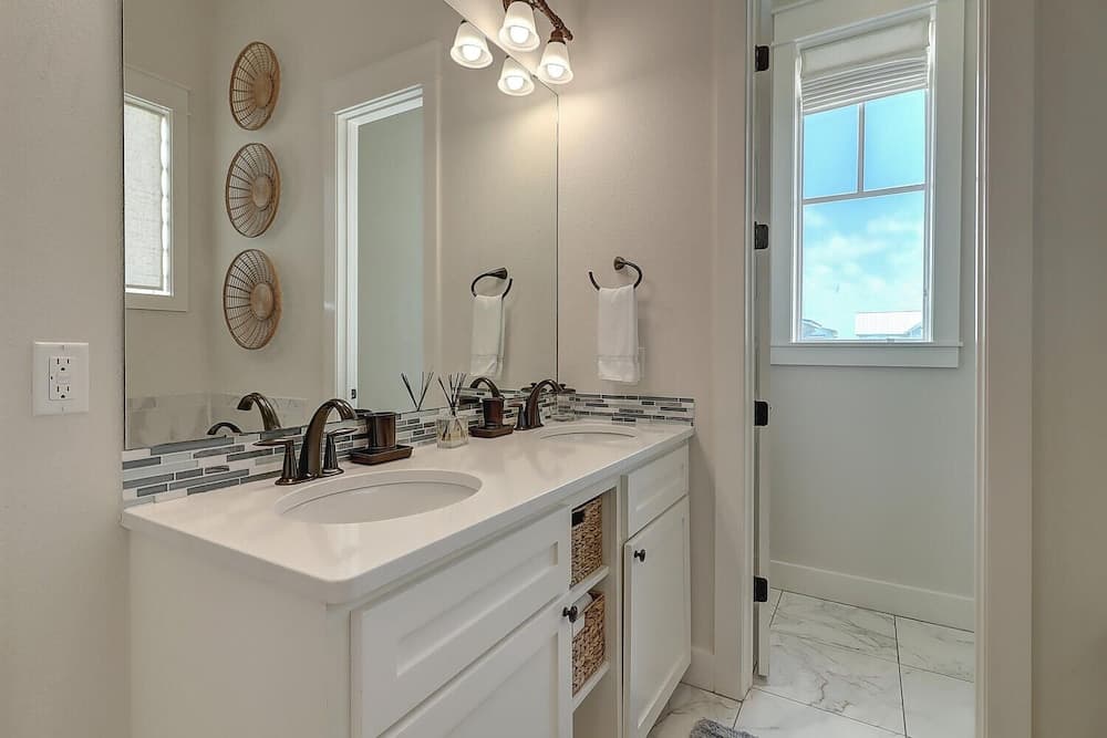 Shore Fun #115 - Image 21