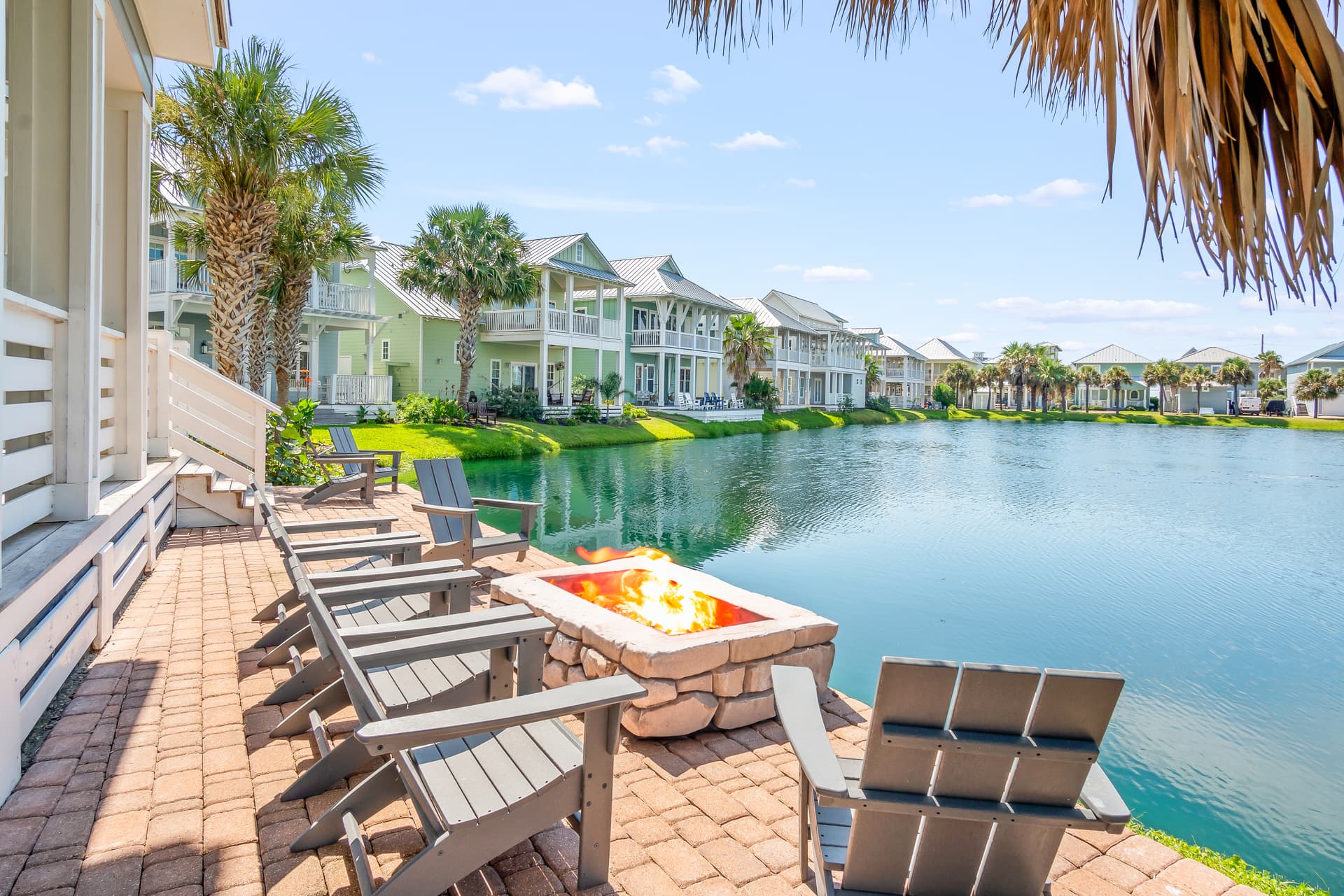 Shore House - Image 2