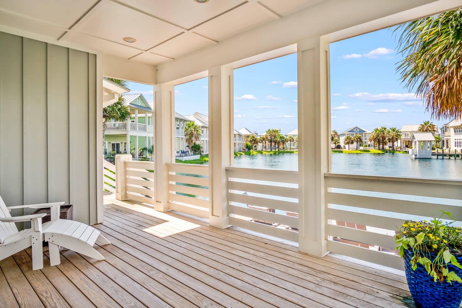 Shore House - Image 40