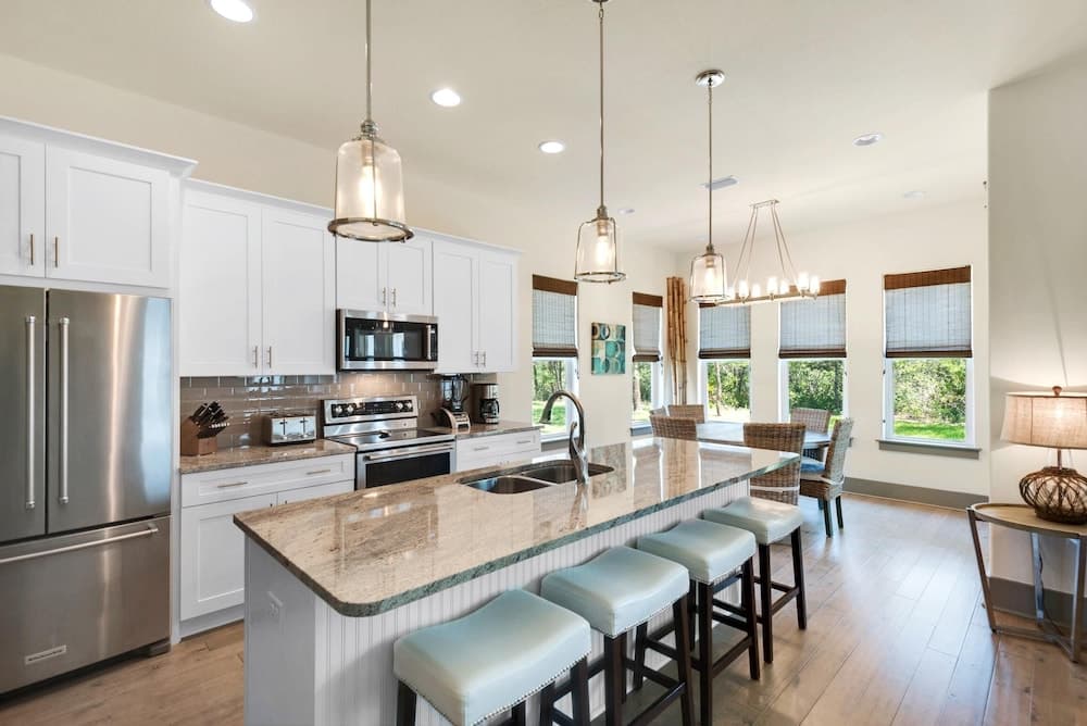 Shore Thing Getaway - Image 5