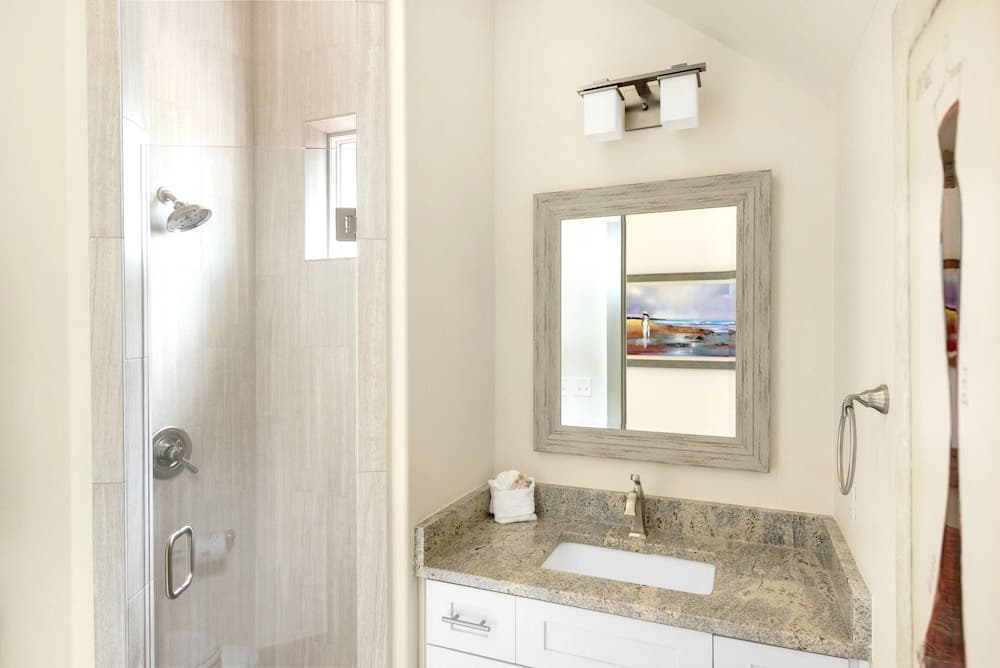 Shore Thing Getaway - Image 20