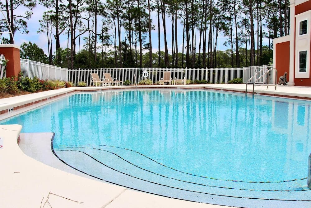 Shore Thing Getaway - Image 3