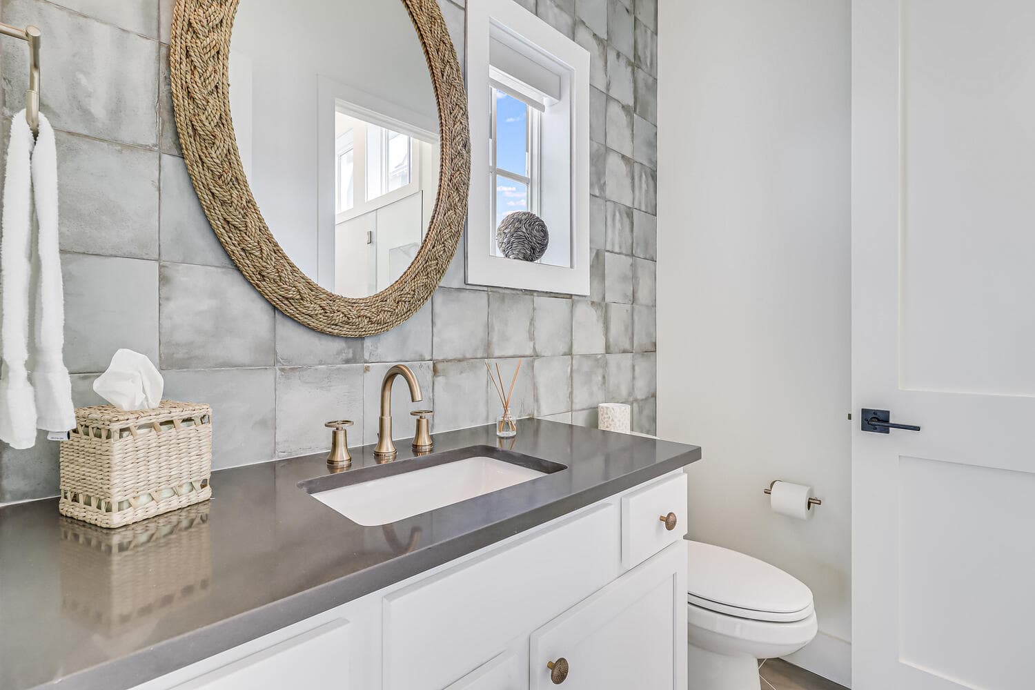 Shore-ty! It's Your Beach Day - Image 39