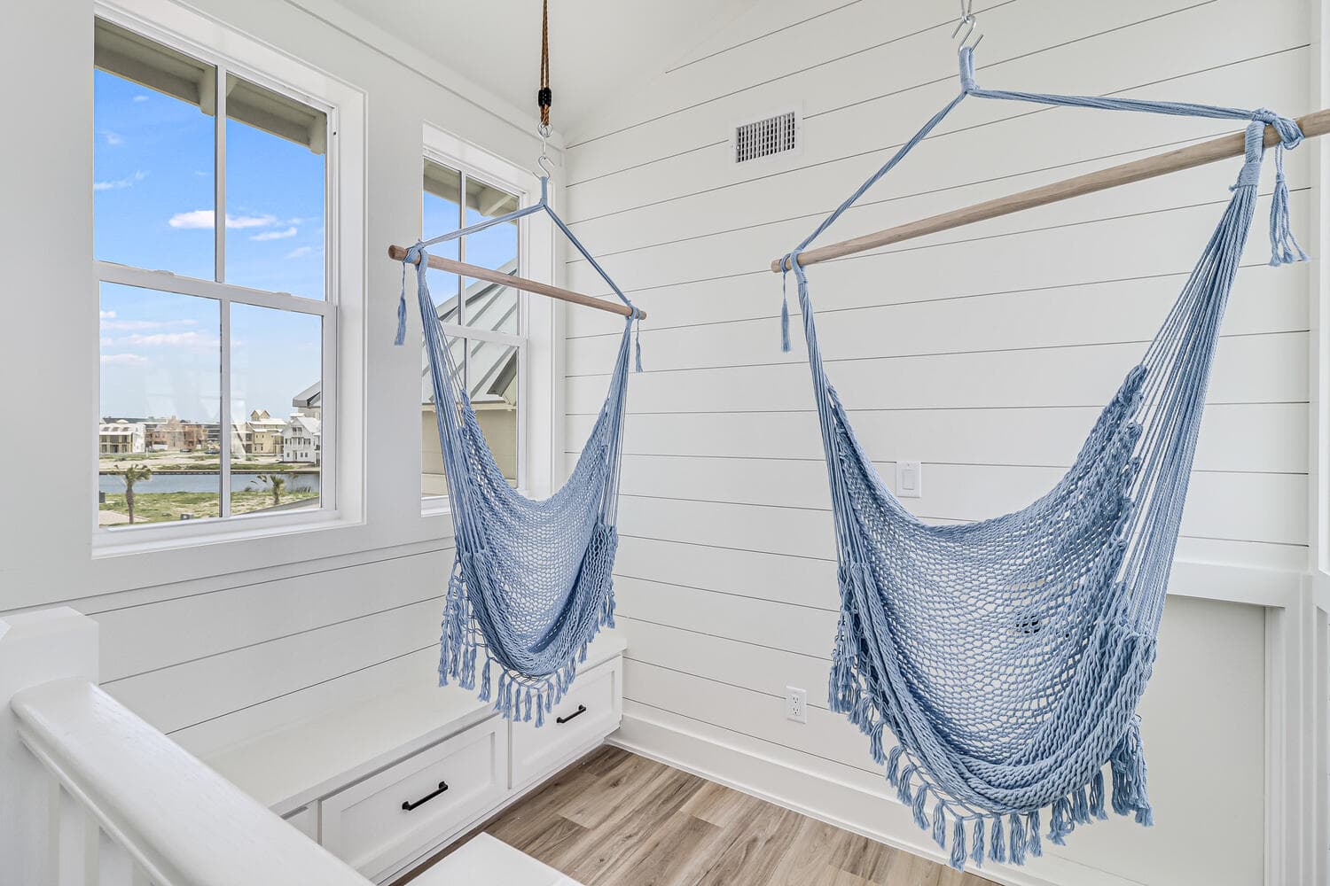 Shore-ty! It's Your Beach Day - Image 32