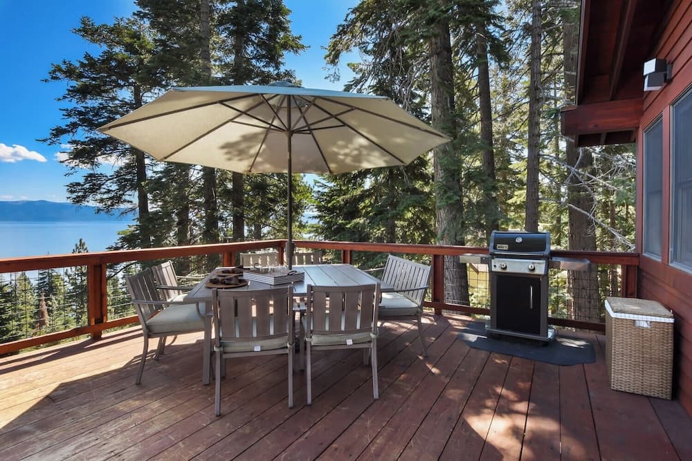 Shoreline Vista - Image 26