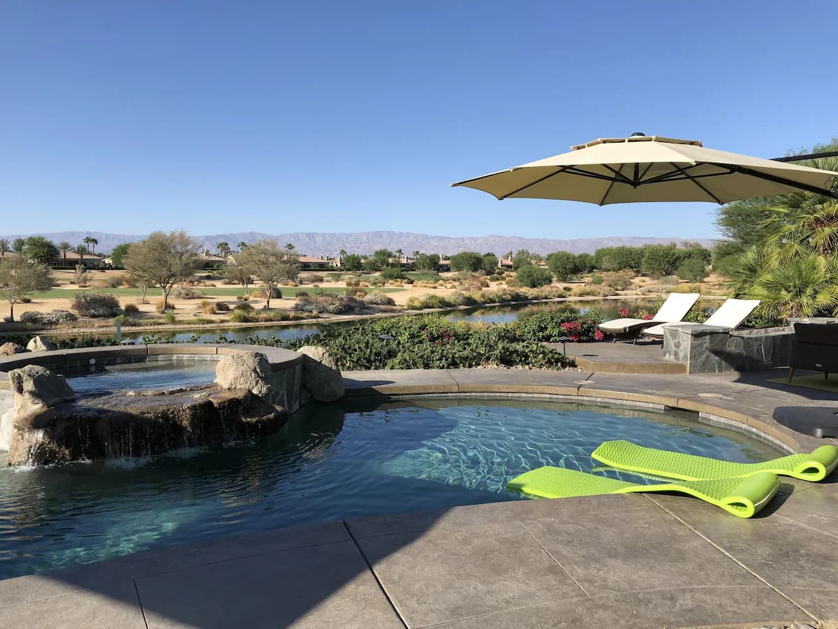 Lake View Home - Image 34