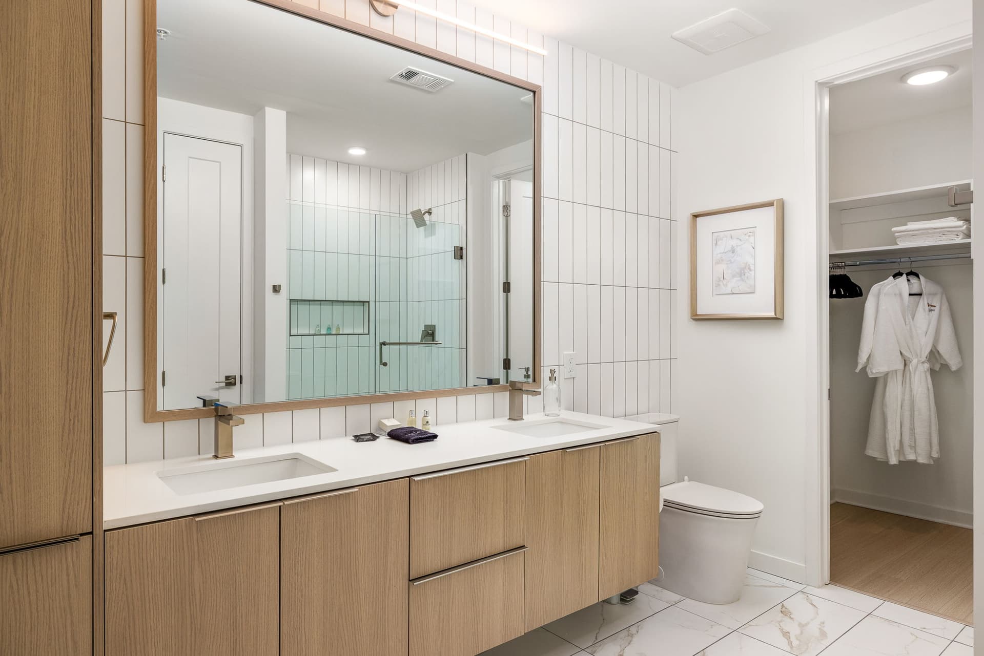 Sienna Spectaculaire - Image 14