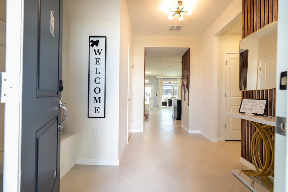 Simply Chic Retreat - Image 21