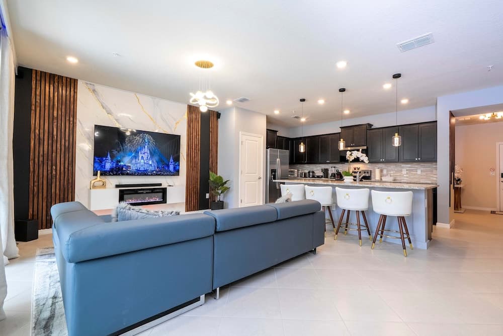 Simply Chic Retreat - Image 5