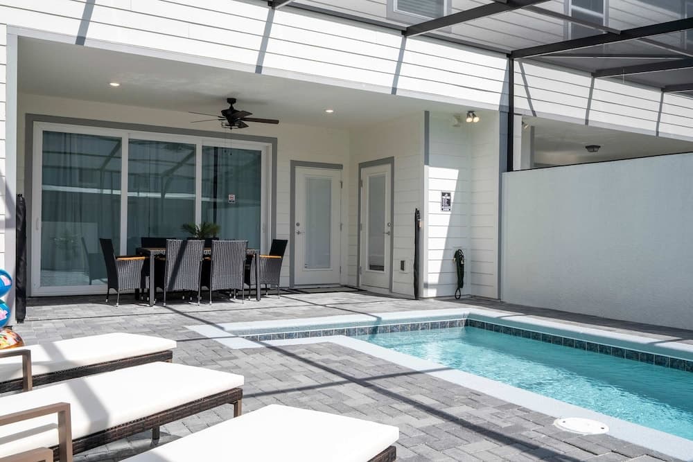 Simply Chic Retreat - Image 66