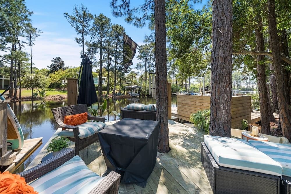 Simply Seagrove - Image 22