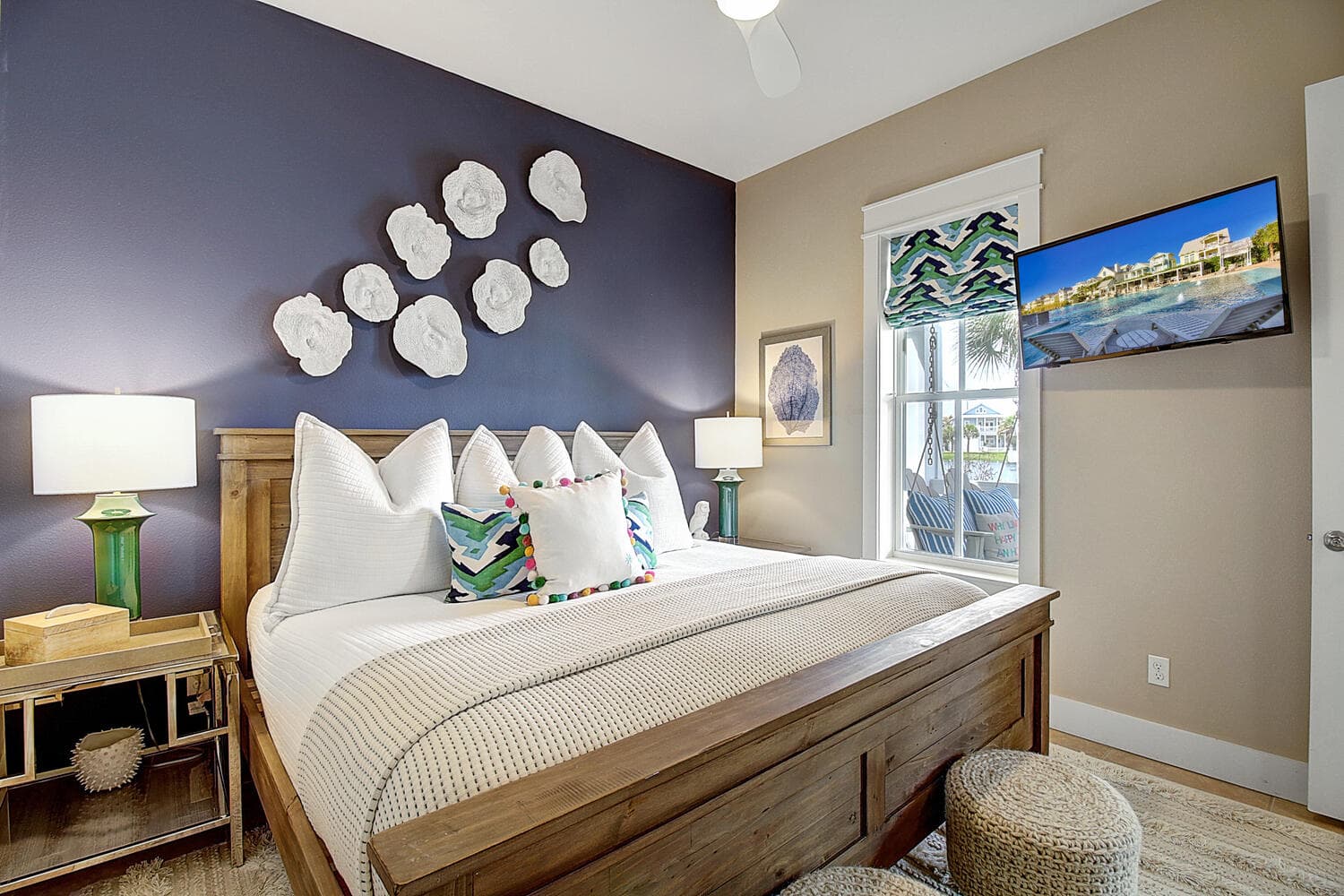 Sips Ahoy - Image 28