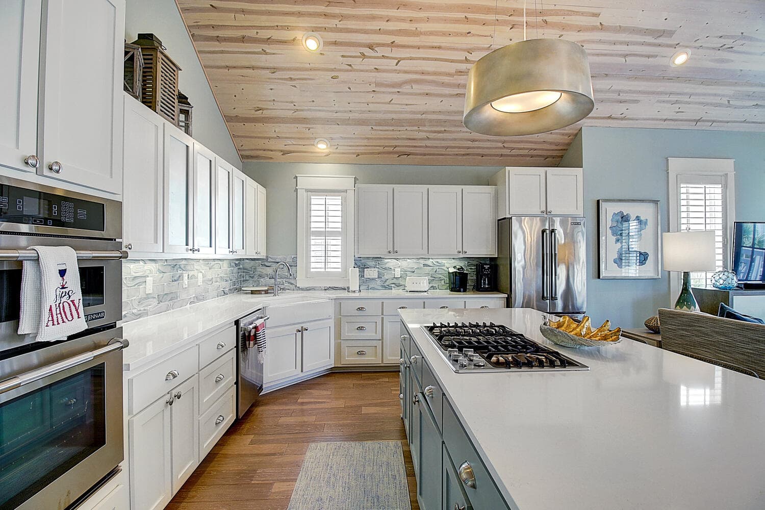 Sips Ahoy - Image 12