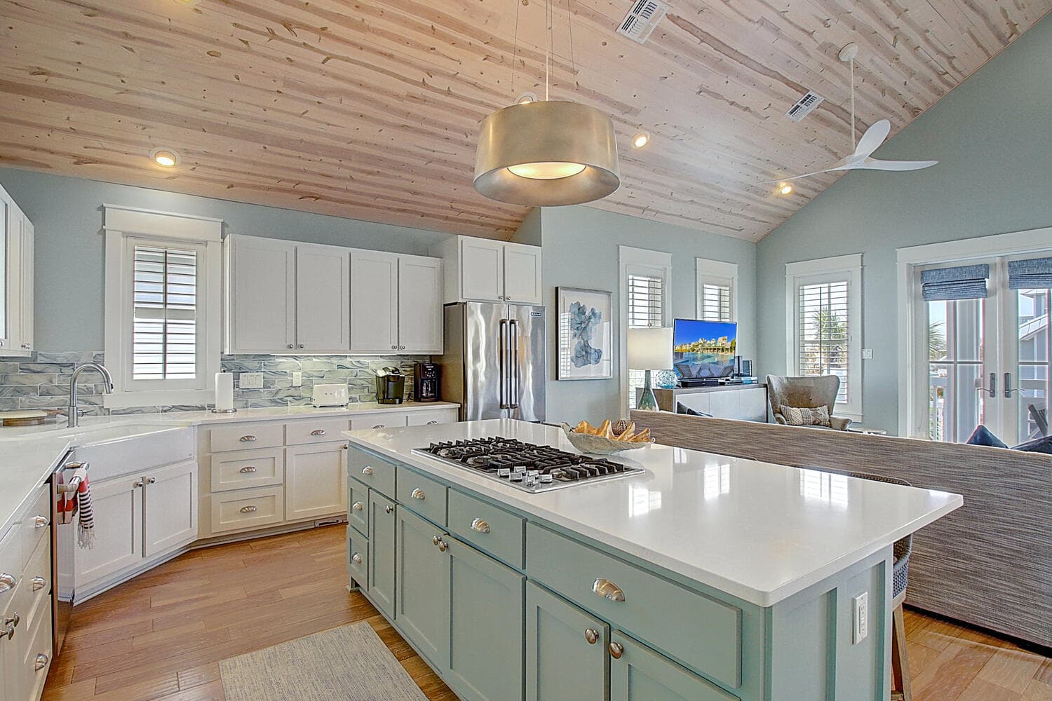 Sips Ahoy - Image 14