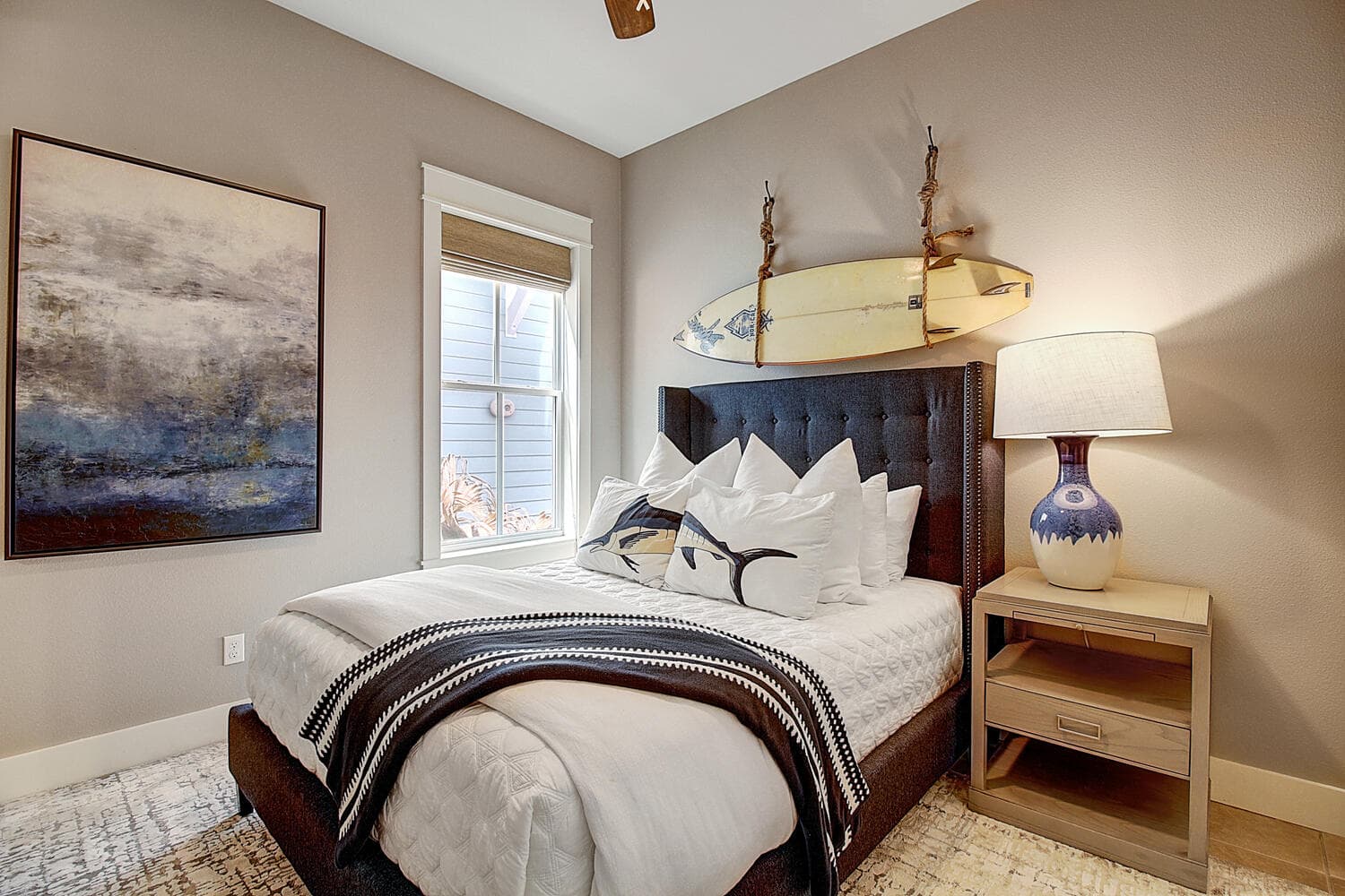 Sips Ahoy - Image 24