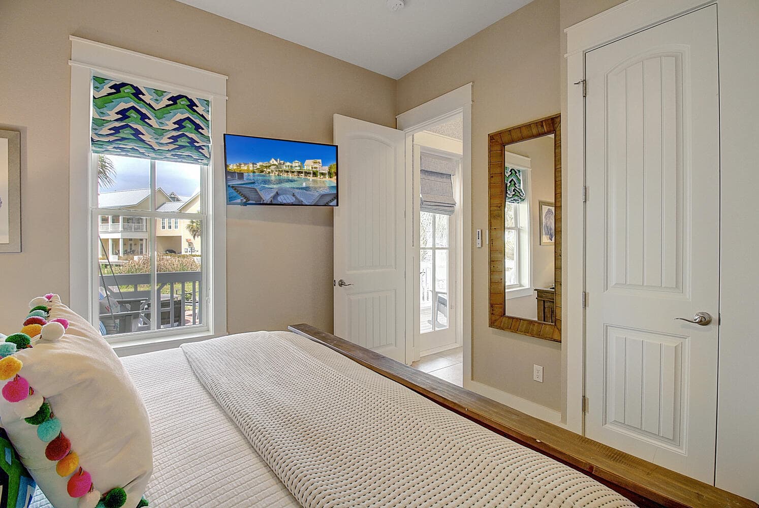 Sips Ahoy - Image 29