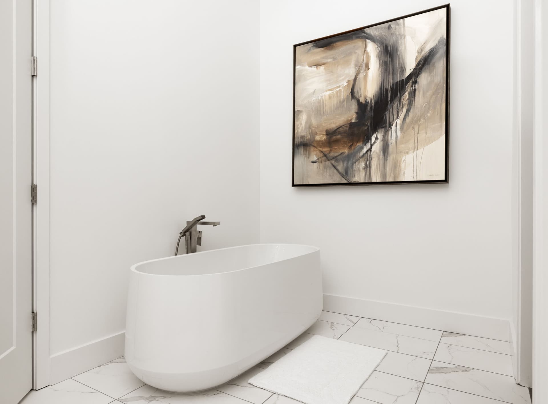 Skyline Penthouse - Image 20