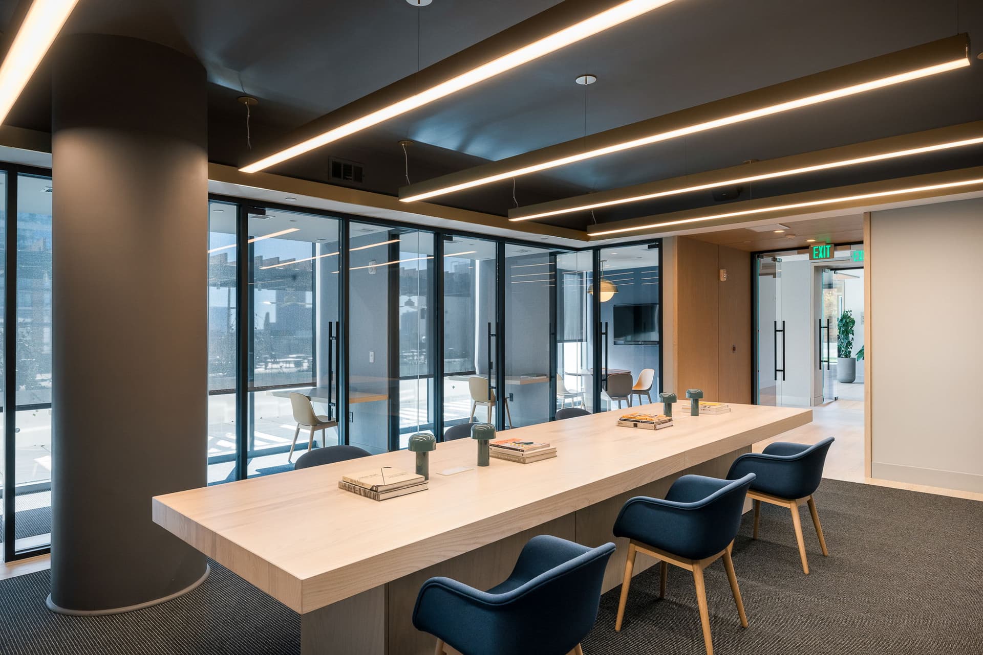 Skyline Penthouse - Image 41