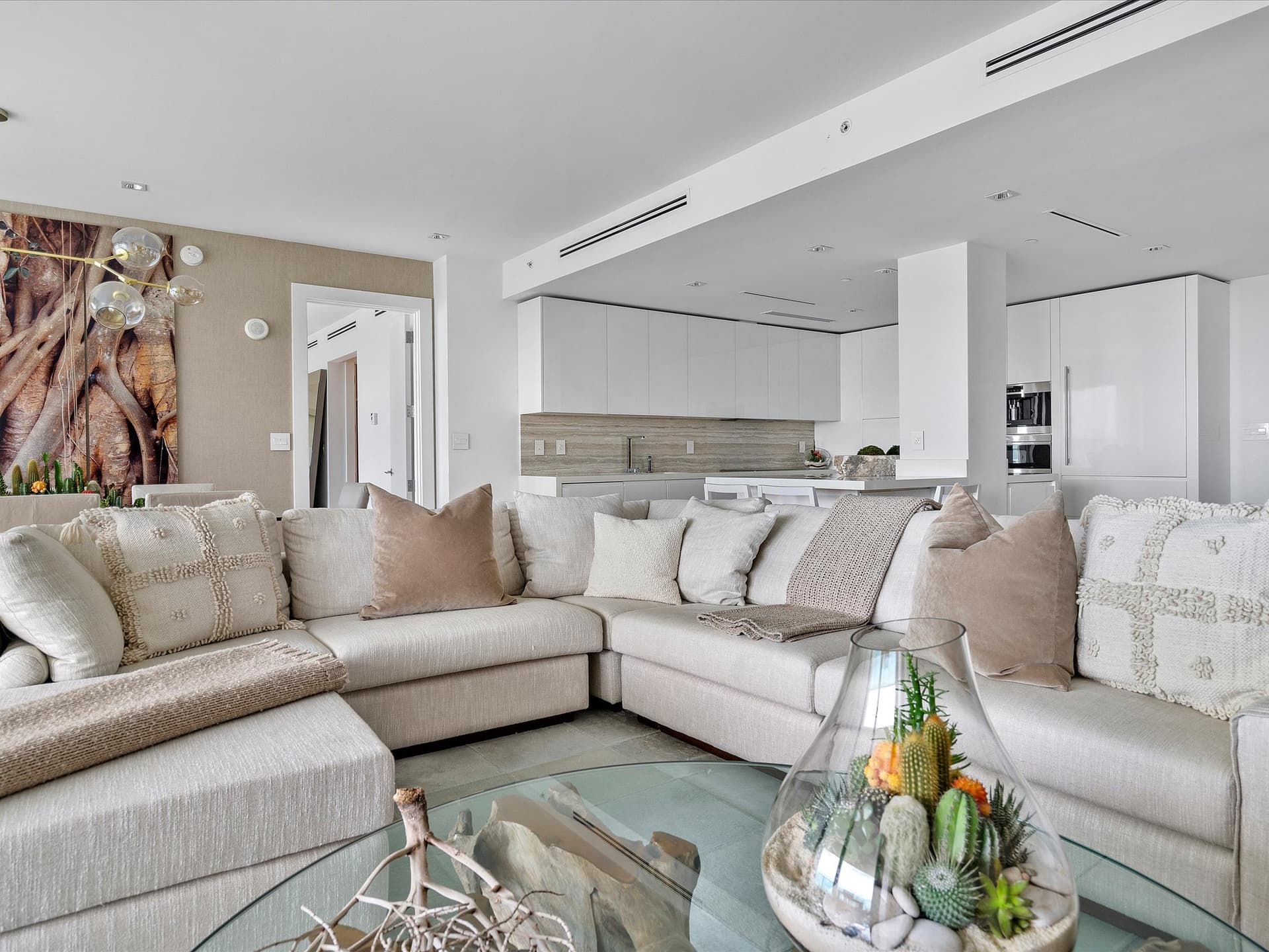 Skyline Serenity - Image 4