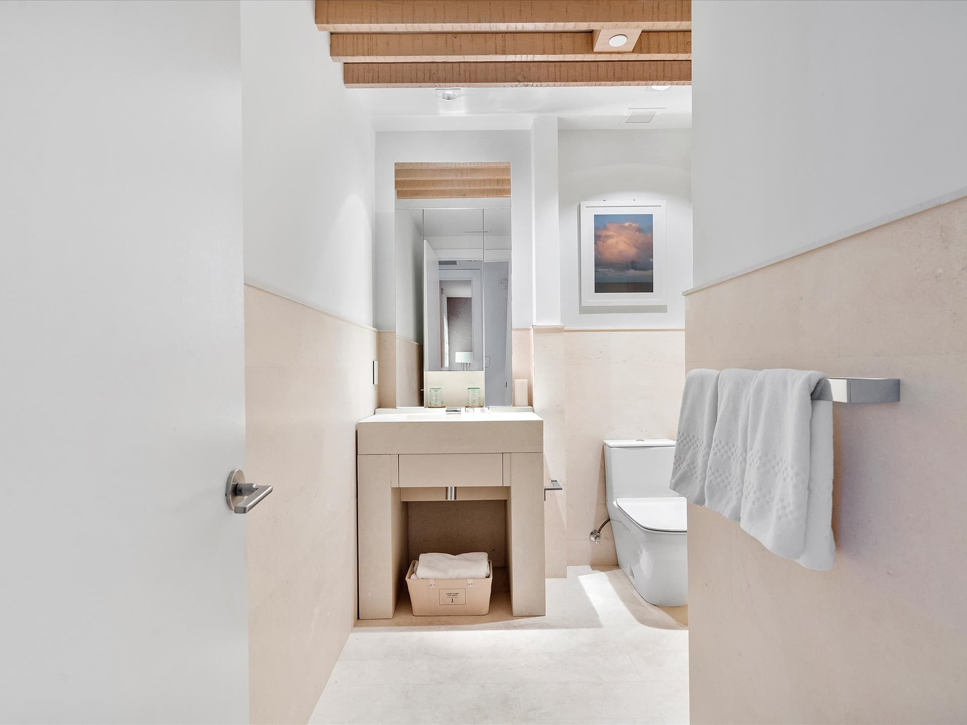 Skyline Serenity - Image 14