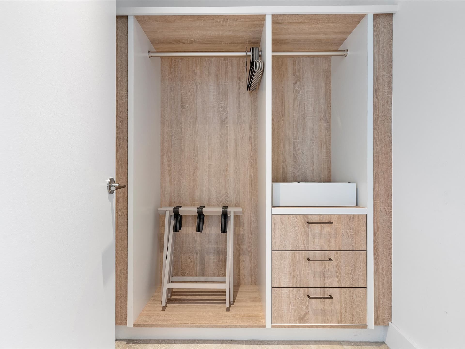 Skyline Serenity - Image 18