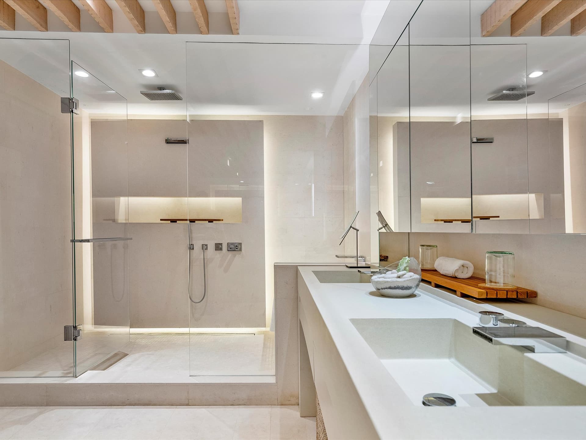 Skyline Serenity - Image 19