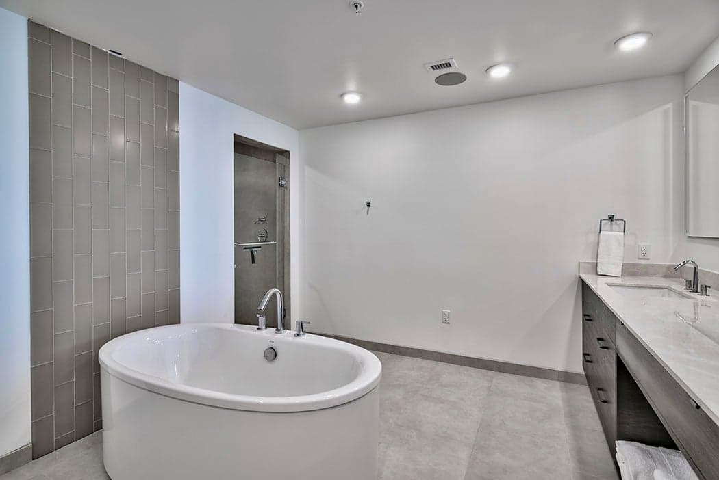 Sky's the Limit - Image 27