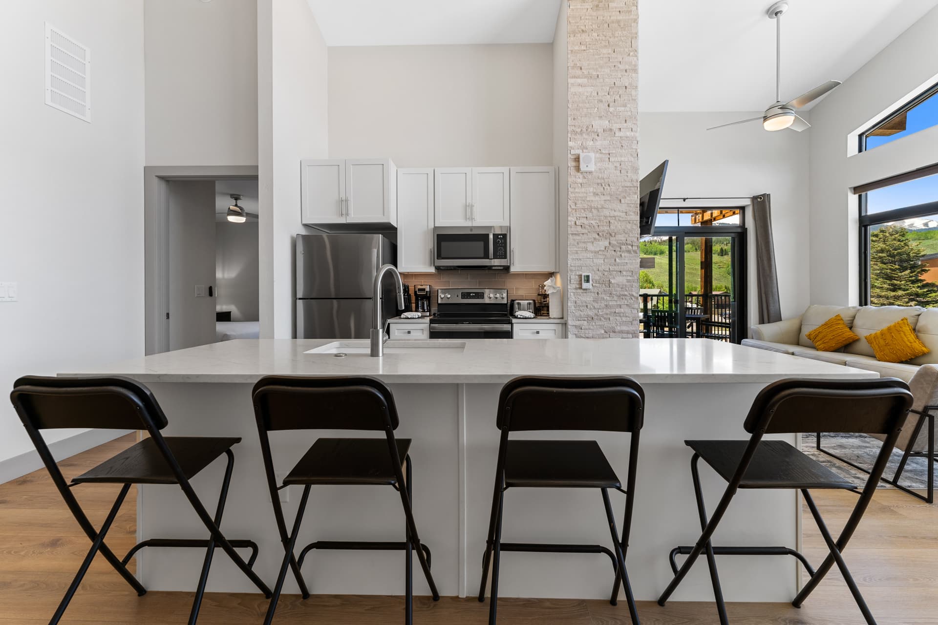 SkyWalk Flats #305E - Image 11