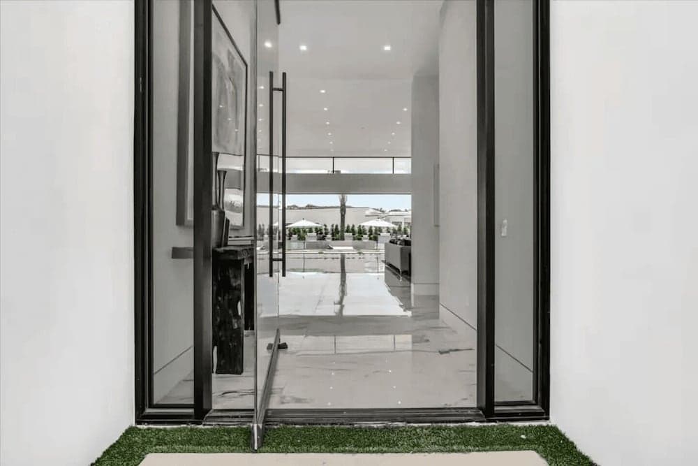 Bravo Villa #5 - Image 9