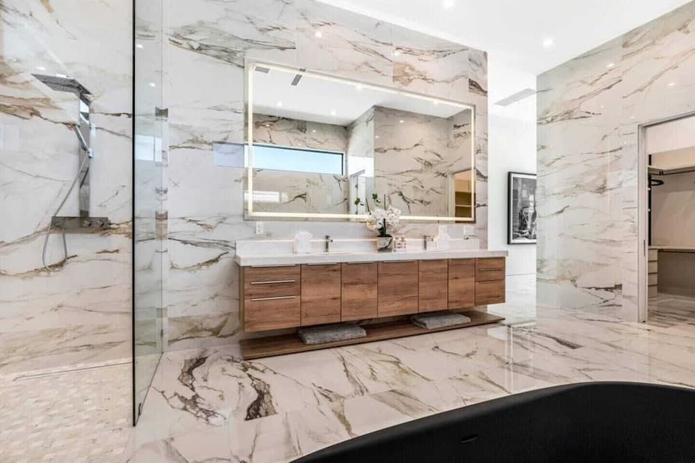 Bravo Villa #5 - Image 23