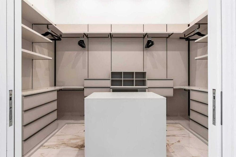 Bravo Villa #5 - Image 25