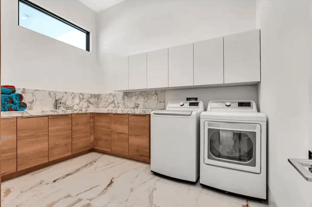 Bravo Villa #5 - Image 29