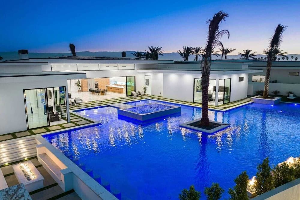 Bravo Villa #5 - Image 2