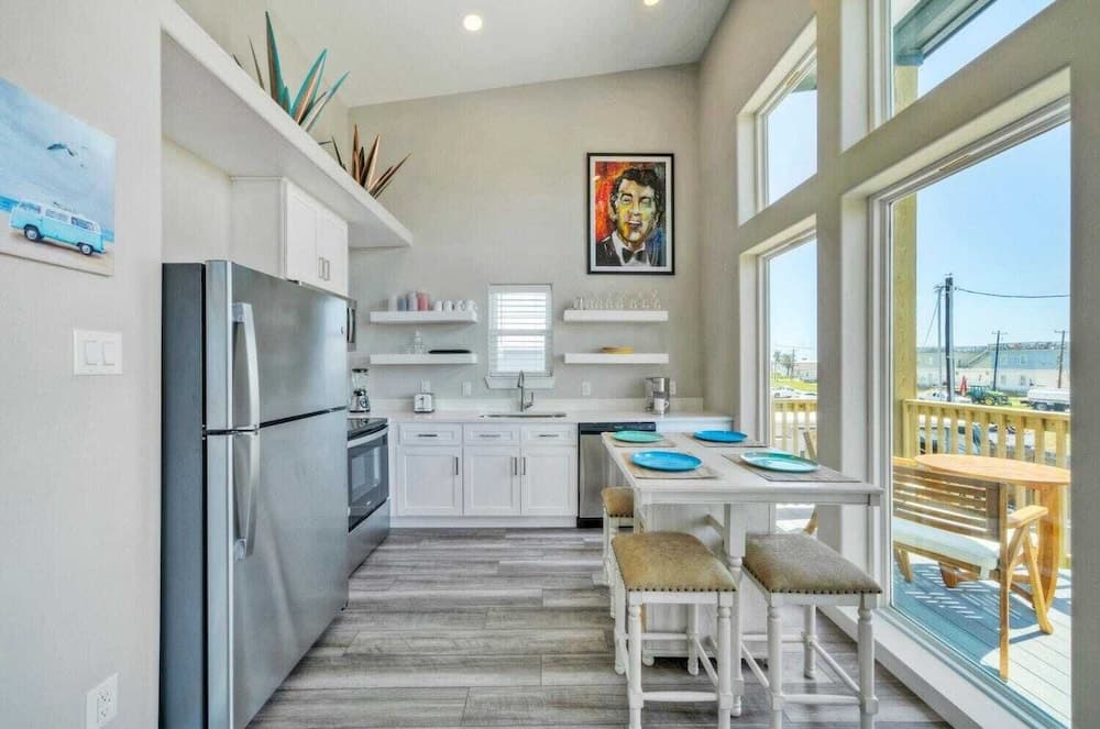 Dean Marlin & Once Upon A Tide - Image 14