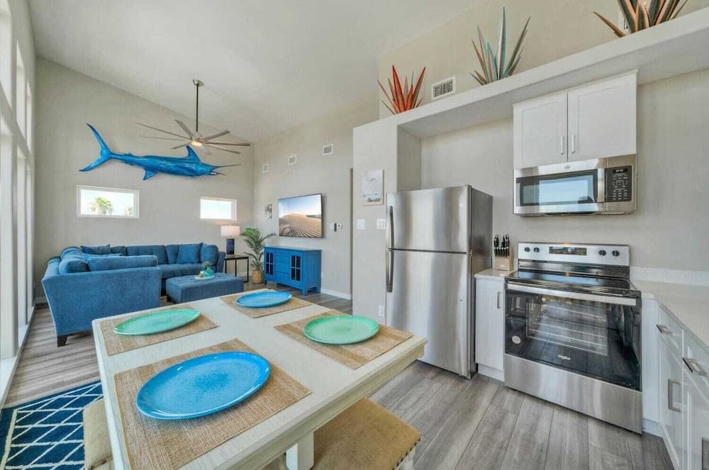 Dean Marlin & Once Upon A Tide - Image 17