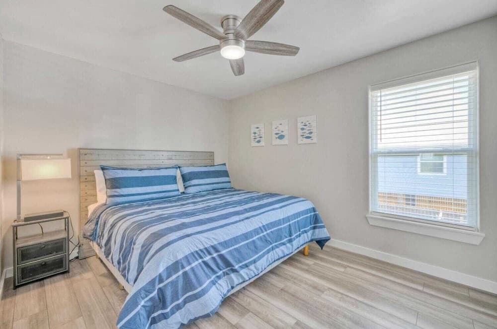 Dean Marlin & Once Upon A Tide - Image 31