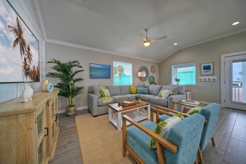 Dean Marlin & Once Upon A Tide - Image 4