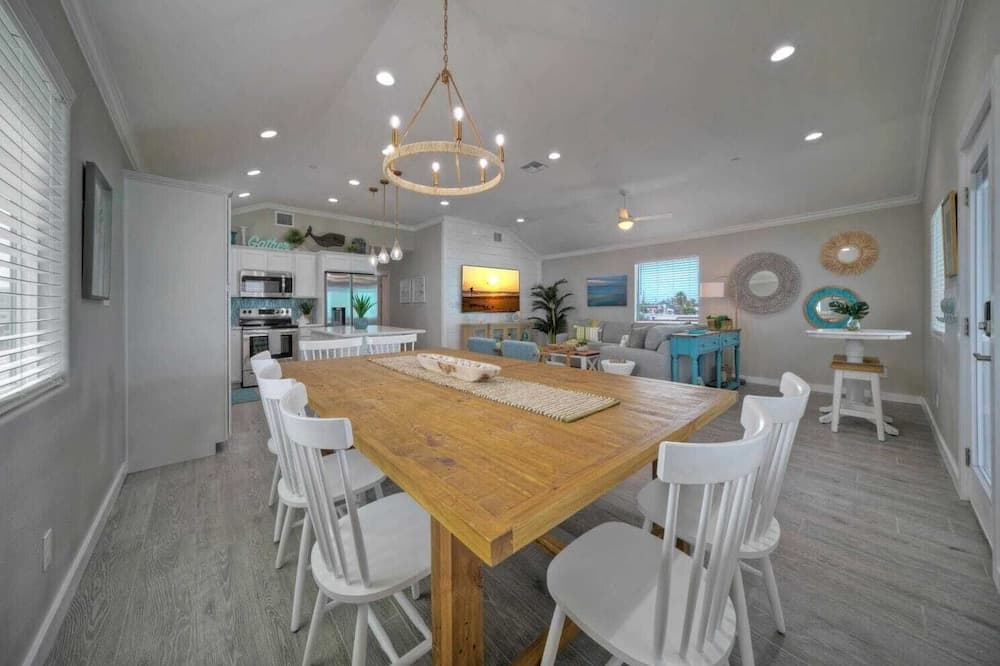 Dean Marlin & Once Upon A Tide - Image 24