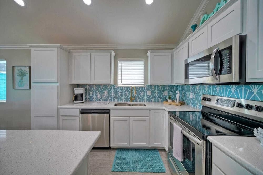 Dean Marlin & Once Upon A Tide - Image 8