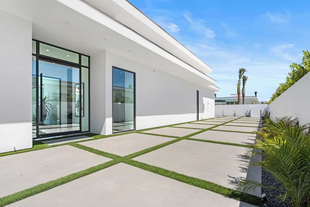 Bravo Villa #9 - Image 15