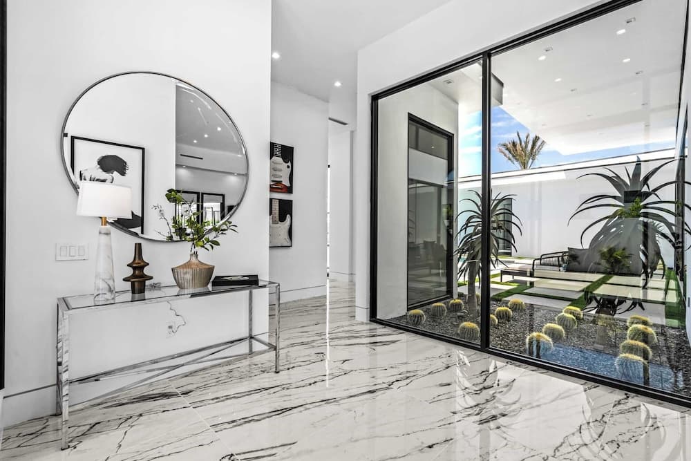 Bravo Villa #9 - Image 18