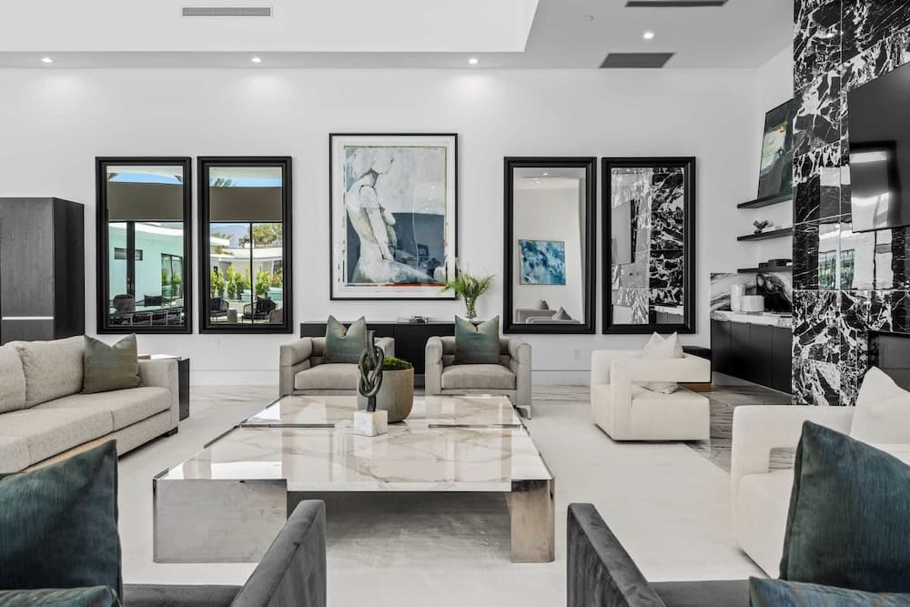 Bravo Villa #9 - Image 8