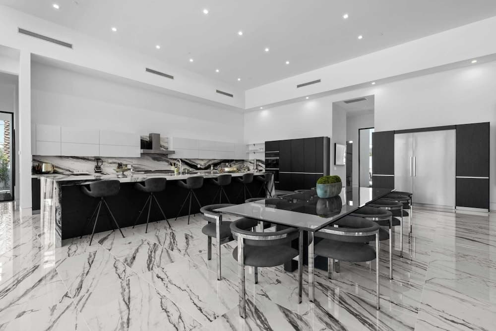 Bravo Villa #9 - Image 5