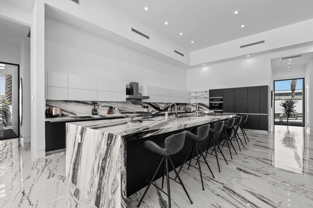 Bravo Villa #9 - Image 26