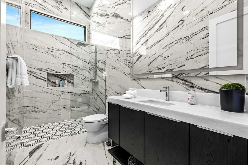 Bravo Villa #9 - Image 40