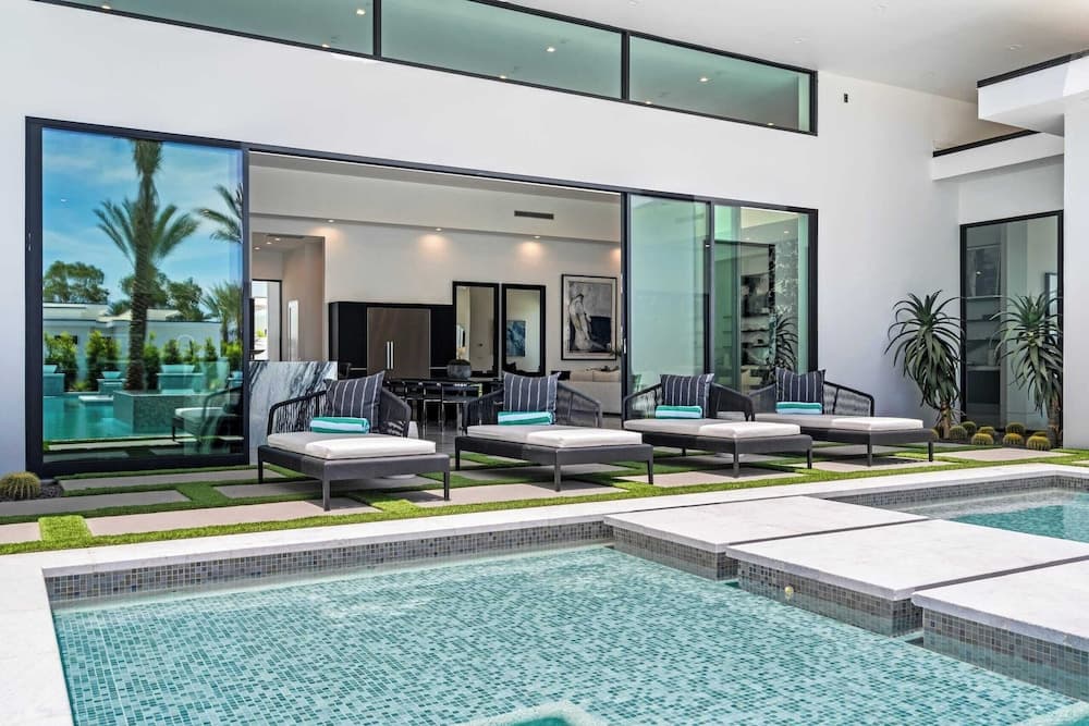 Bravo Villa #9 - Image 49